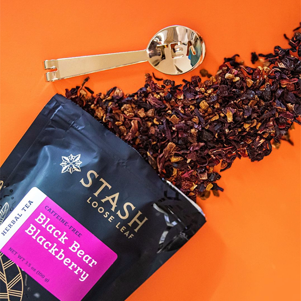 Black Bear Blackberry Herbal Loose Leaf Tea | Stash Tea